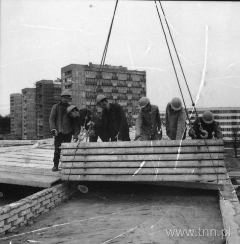 budowaszkoy37przyulbieruta1972.jpg