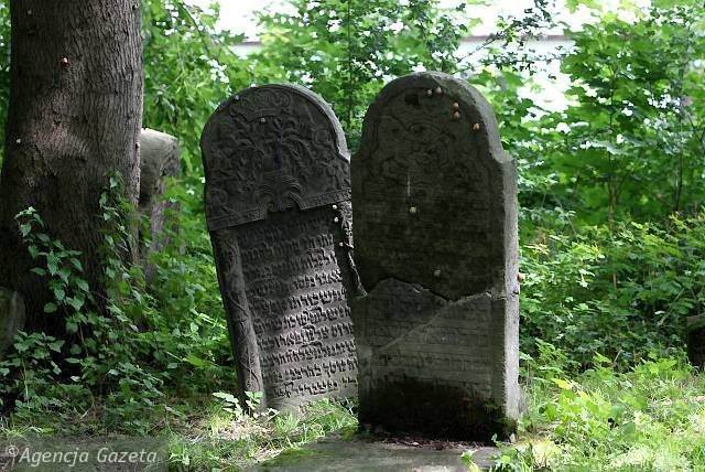 kirkut.jpg